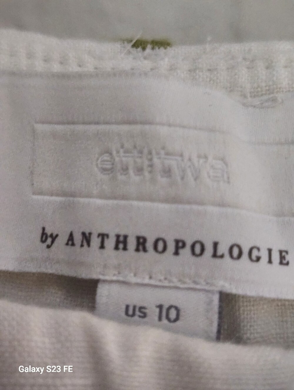 Classic Staple with a Modern Twist!
Gorgeous Linen Pants - Picture 5 of 10